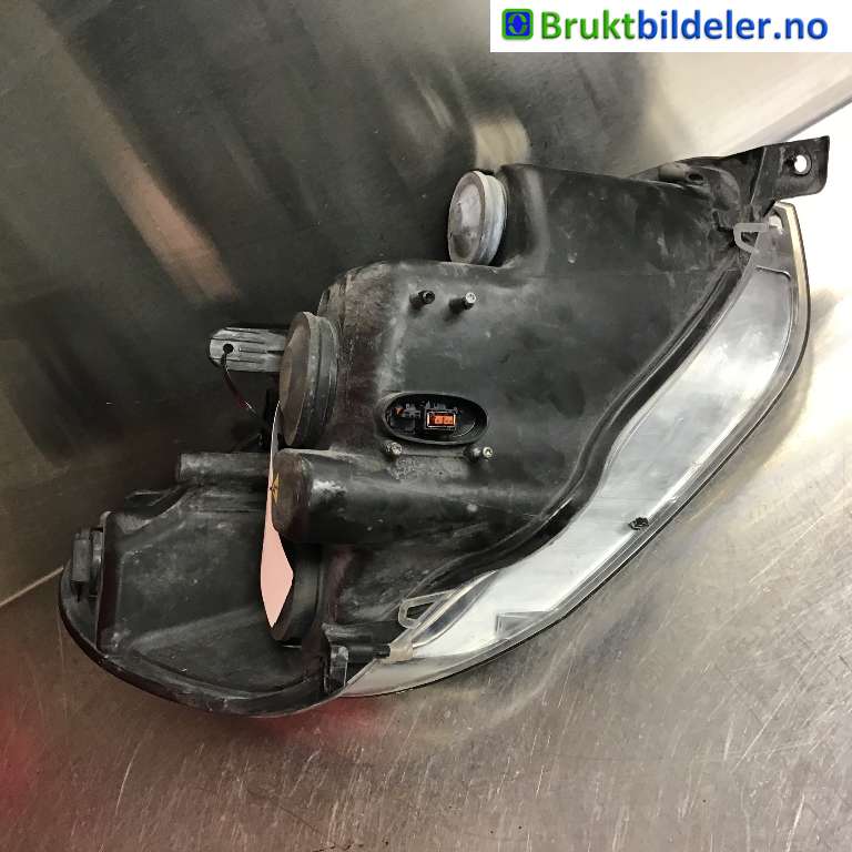 Frontlykt venstre xenon til Ford S-Max 2010-2015 (Type I, Fase 2)  (FORD|6M21-13D155-AL|1ZS 009 250-41|)