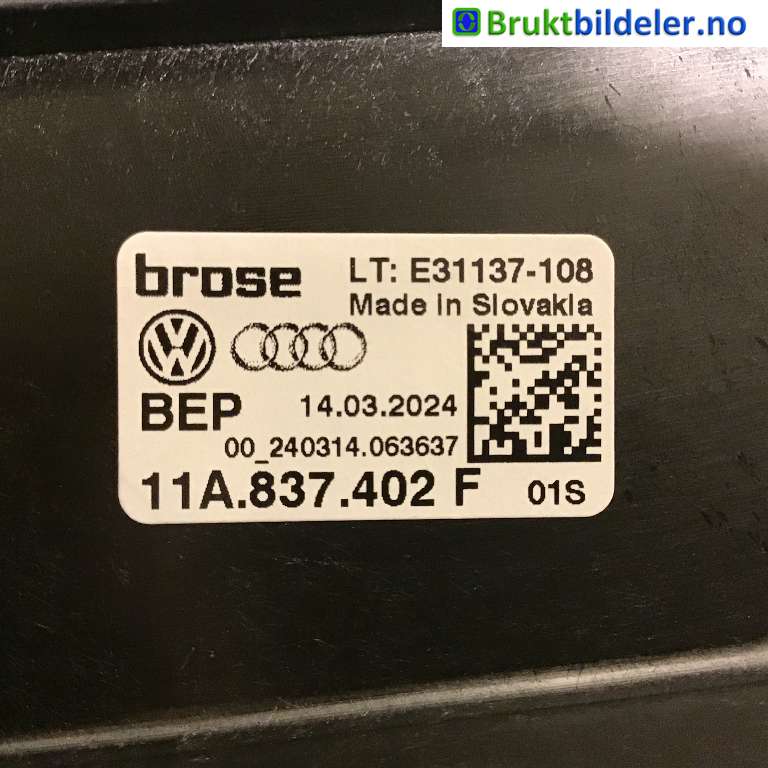 Ruteheis høyre foran til VW ID.4 2020-->>  (VOLKSWAGEN|11A 837 462 D|E31137-108|11A 837 402 F)