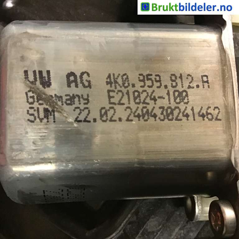 Ruteheis høyre foran til VW ID.4 2020-->>  (VOLKSWAGEN|11A 837 462 D|E31137-108|11A 837 402 F)