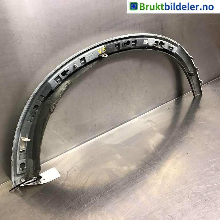 Hjulbuelist venstre foran til Volvo XC90 2007-2014 (Type I, Fase 2)  (VOLVO|30779577|)