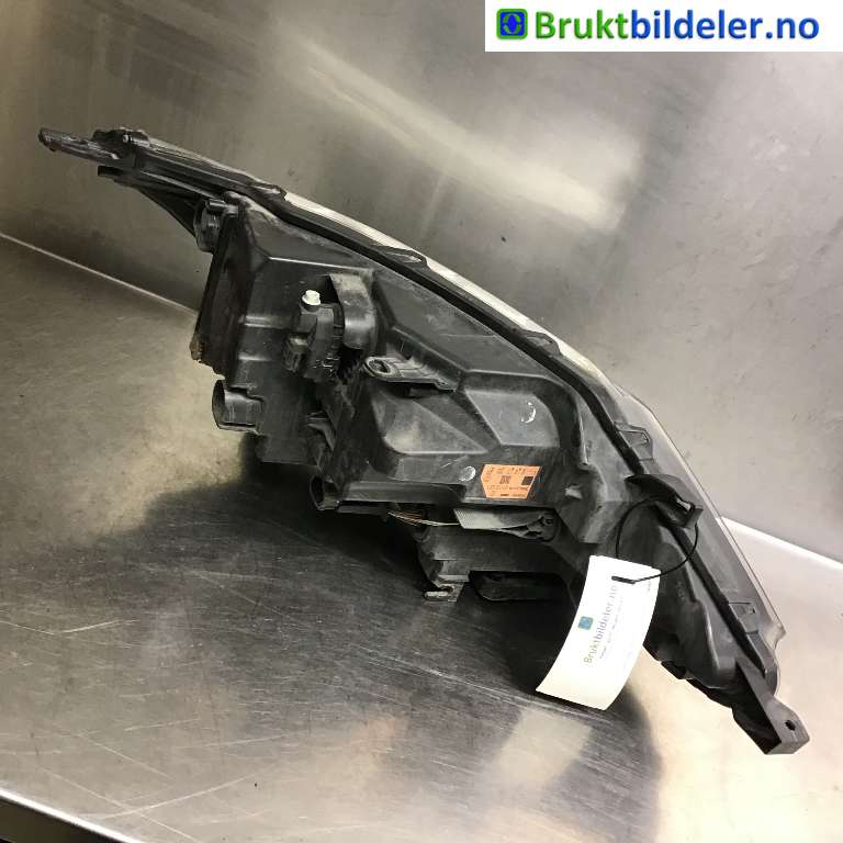 Frontlykt venstre halogen til Nissan Qashqai 2014-2021 (Type II) (NISSAN|260604EH1B|100-18015|)