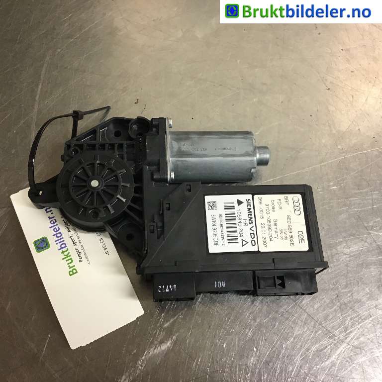 Ruteheis høyre bak til Audi A4 2004-2008 (Type III) (B7) (B7) (AUDI|8E0 959 802 E|5WK49205CBF|)