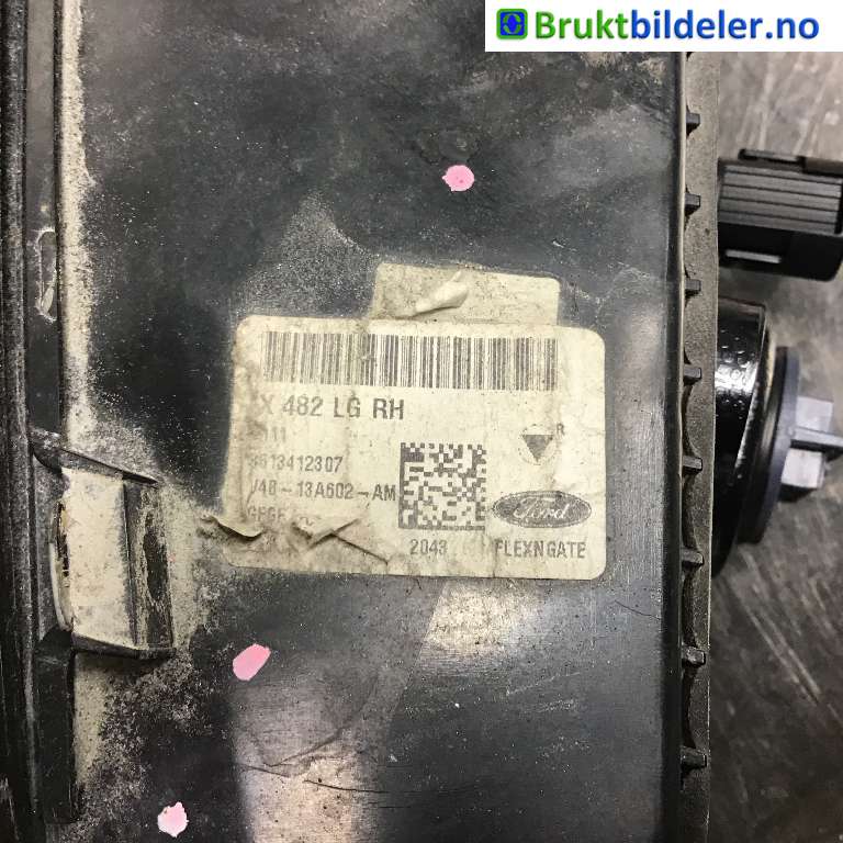 Baklykt høyre indre til Ford Kuga 2019-->> (Type III)  (FORD|LV4B-13A602-AM|CX482 LG|)