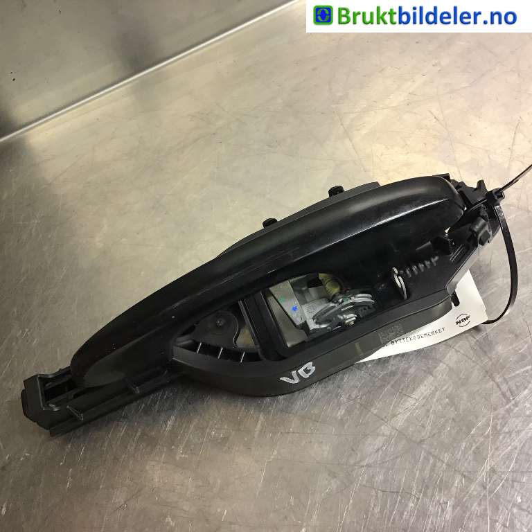 Dørhåndtak utv venstre bak til Ford Kuga, 2019-->> (Type III)  (FORD|LV4B-S264B53-FH)