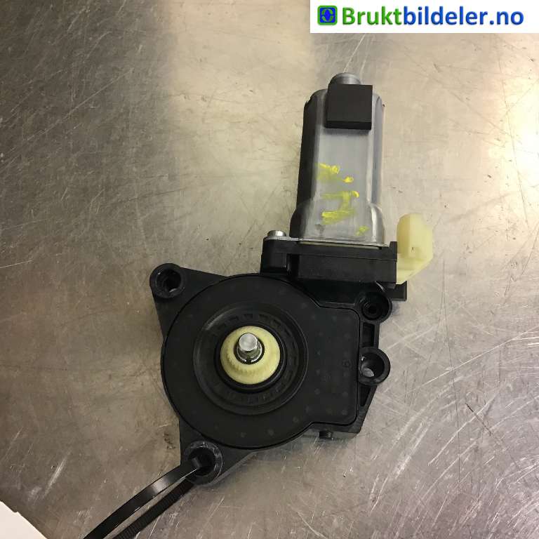 Ruteheis høyre foran til Hyundai i30, 2007-2012 (Type I)  (HYUNDAI|82640-2R000)