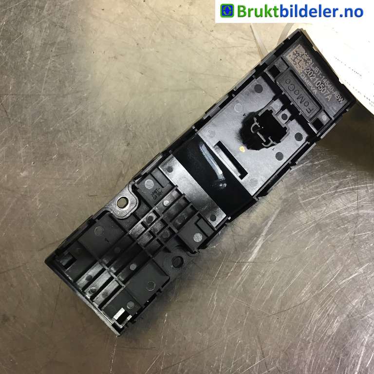 Bryter ruteheis til Ford Kuga 2019-->> (Type III)  (FORD|LJ6T-14540-ABW|)