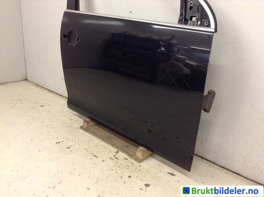 Dør høyre foran til VW Golf V, Combi 2003-2008  (VOLKSWAGEN|1K5 831 302 S||1K5 831 106 F)