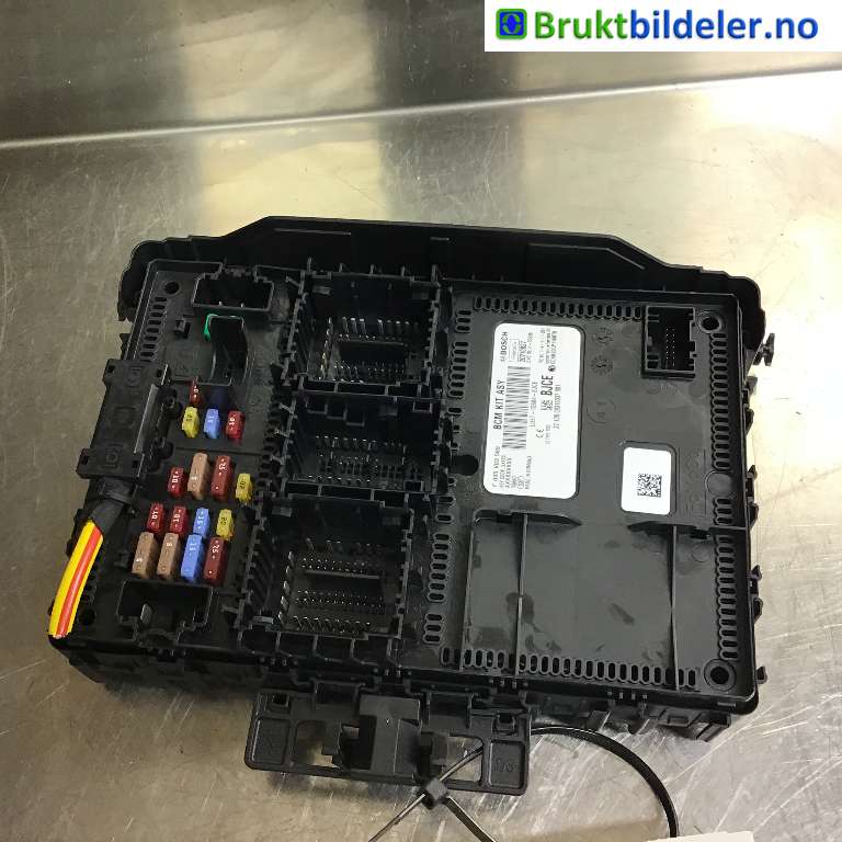 Styreenhet diverse til Ford Kuga, 2019-->> (Type III)  (FORD|LU5T-15604-BJCE)