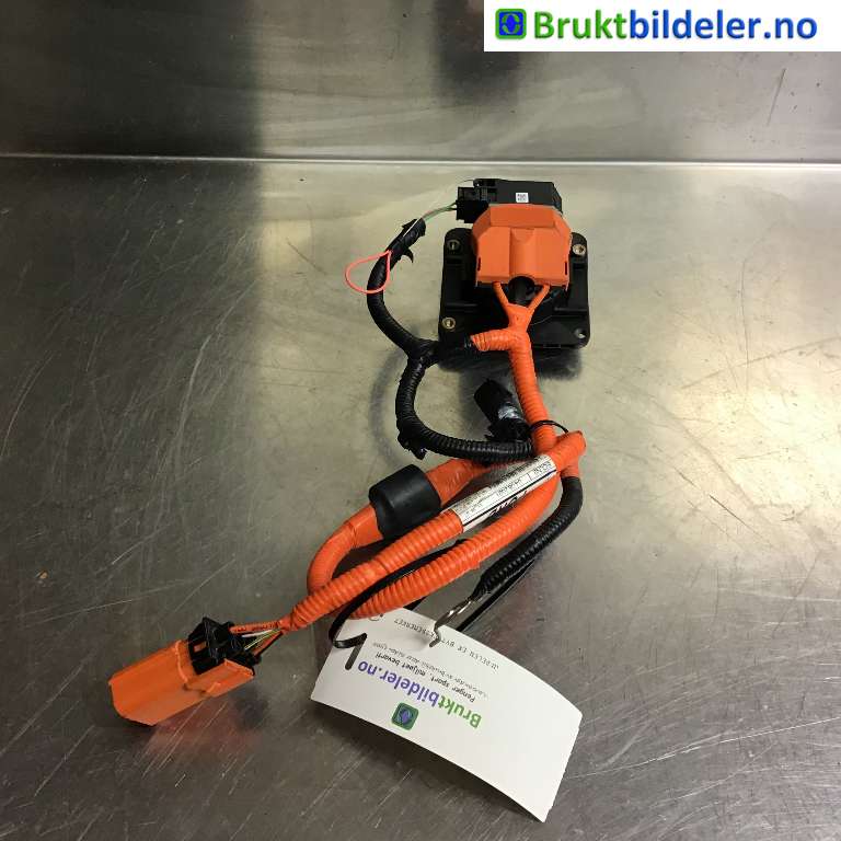 Batterilader inntak/luke til Ford Kuga 2019-->> (Type III)  (FORD|LX68-14B308-CJ|)