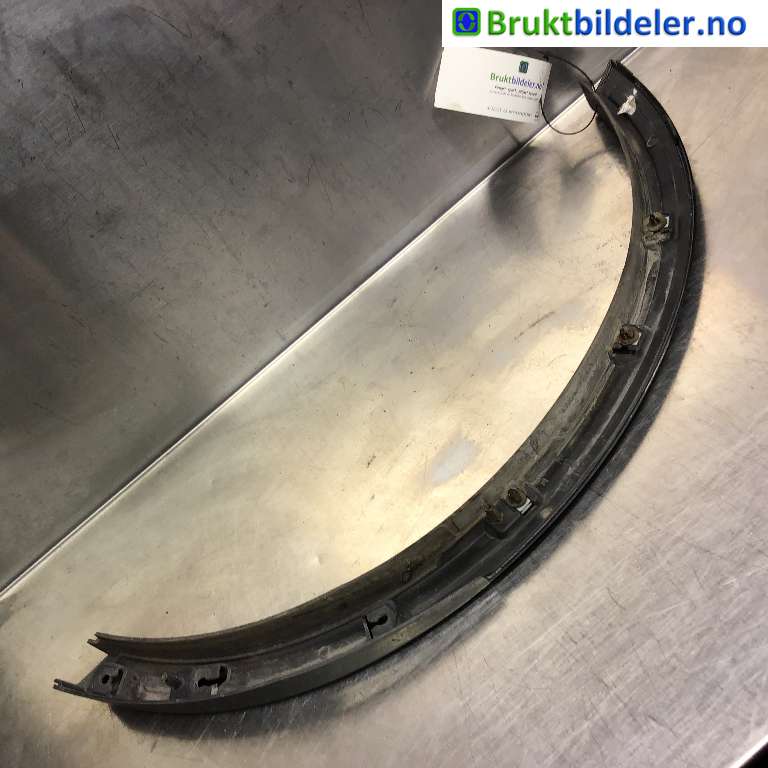 Hjulbuelist venstre bak til Ford Kuga 2013-2019  (FORD|CV4J-S286D03-ABW|)