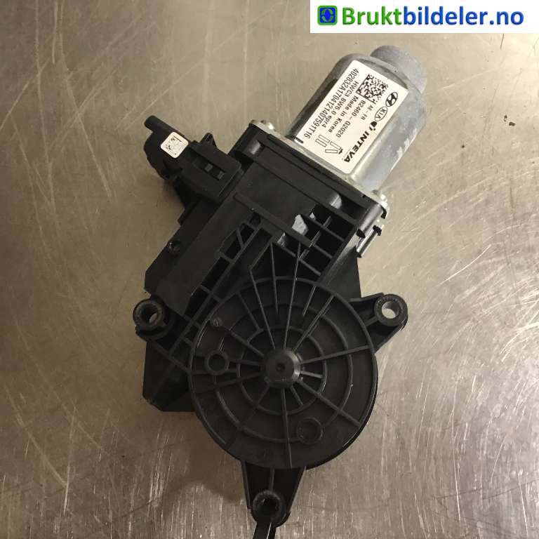Ruteheis høyre foran til Hyundai Ioniq Electric 2016-2019 (Fase 1)  (HYUNDAI|82460-G2020|)