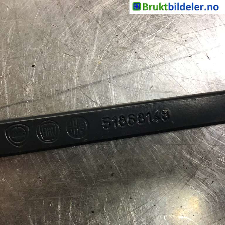 Viskerarmer frontrute til Fiat Doblo 2010-->> (Type II)  (FIAT|51868148|)