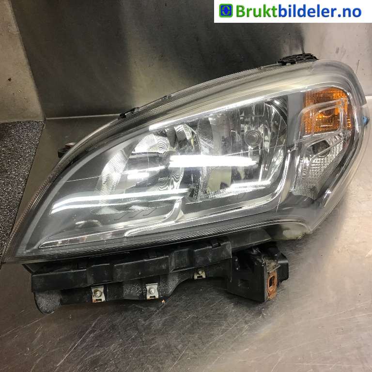 Frontlykt venstre halogen til Fiat Doblo, 2010-->> (Type II)  (FIAT|51974244)