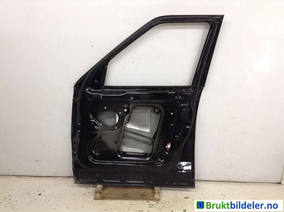 Dør høyre foran til Land Rover Range Rover Sport 2005-2013  (LAND-ROVER|LR016464|)