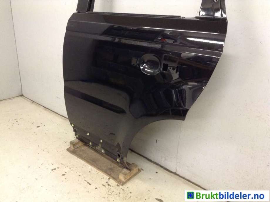 Dør venstre bak til Land Rover Range Rover Sport 2005-2013  (LAND-ROVER|BFA790090|)