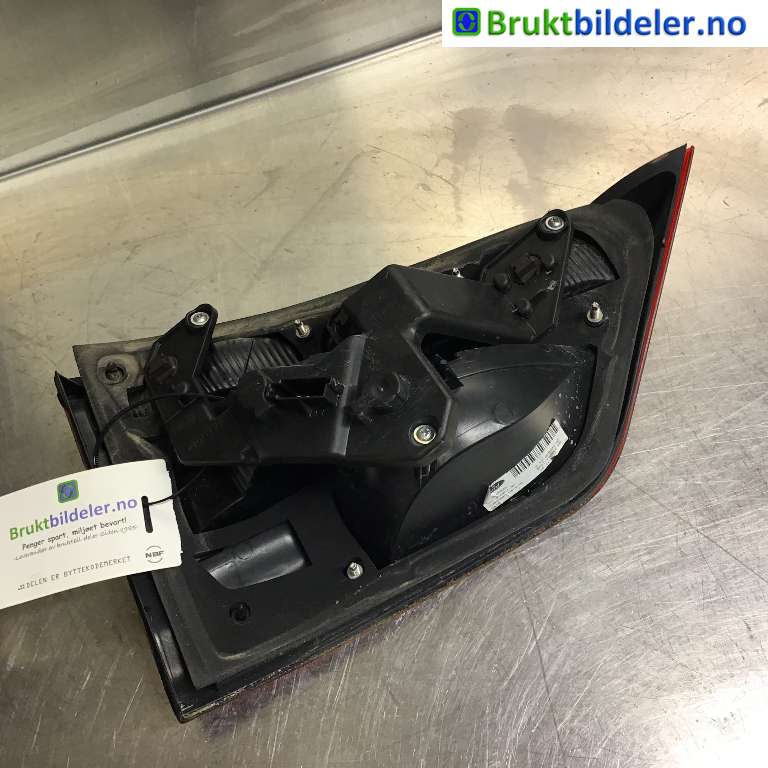 Baklykt høyre indre til Ford Galaxy 2007-2010 (Type III, Fase 1) (FORD|6M21-13A602-EB|009234-02|)