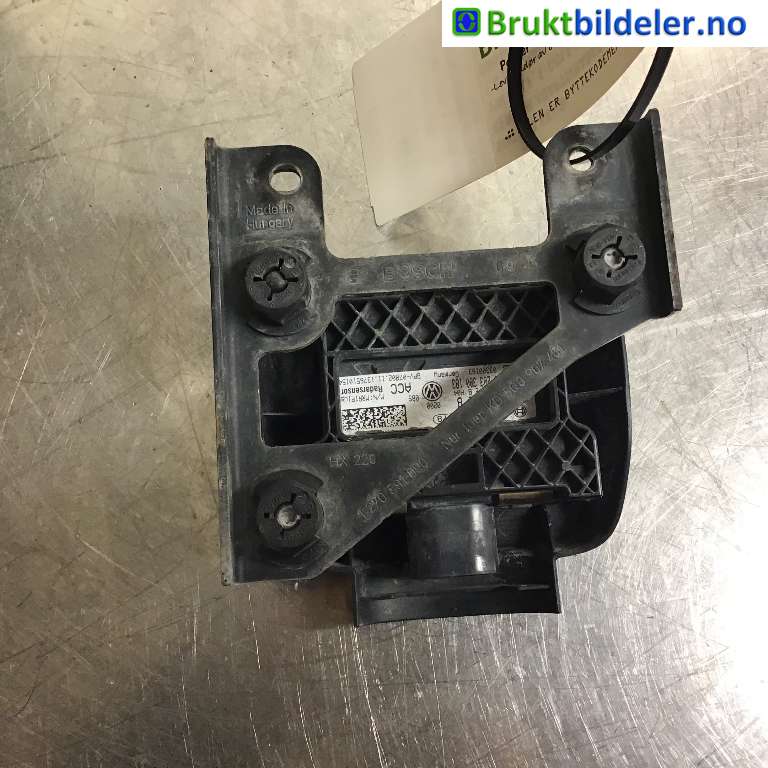 Sensor radar til VW Golf VII 2012-2017 (Fase 1)  (VOLKSWAGEN|5Q0 907 561 B|0 203 300 183|)