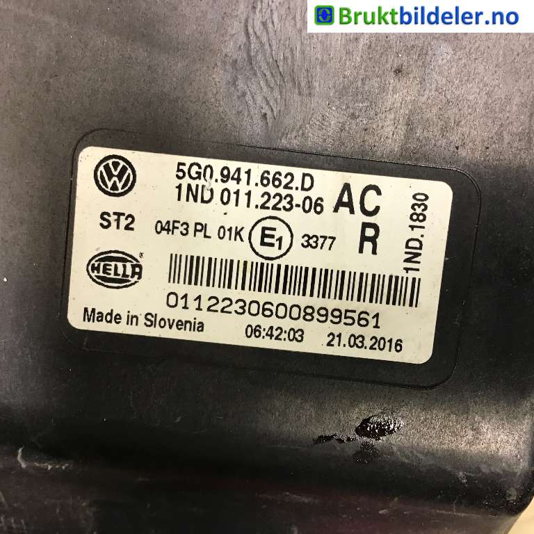 Tåkelykt høyre foran til VW Golf VII 2012-2017 (Fase 1)  (VOLKSWAGEN|5G0 941 662 D|1ND 011 223-06|)