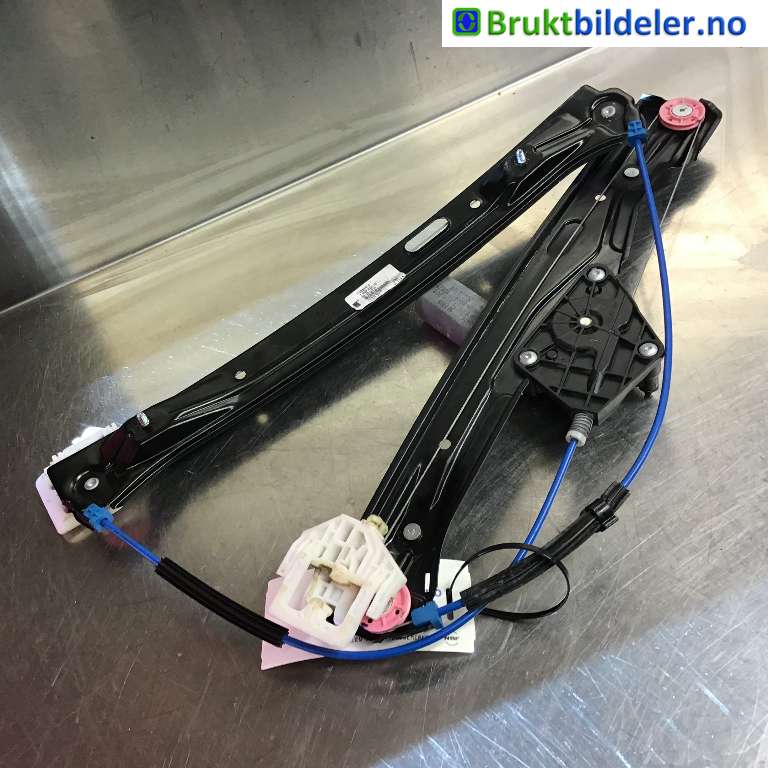 Ruteheis høyre foran til BMW 3-Serie 2012-2018 (F30/F31/F34) (F30/F31/F34) (BMW|7 259 824-15|132624 10|)