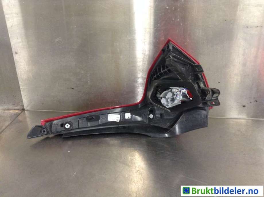 Baklykt venstre til Volvo V60/V60 CC 2013-2018 (Type I, Fase 2)  (VOLVO|31395928|)