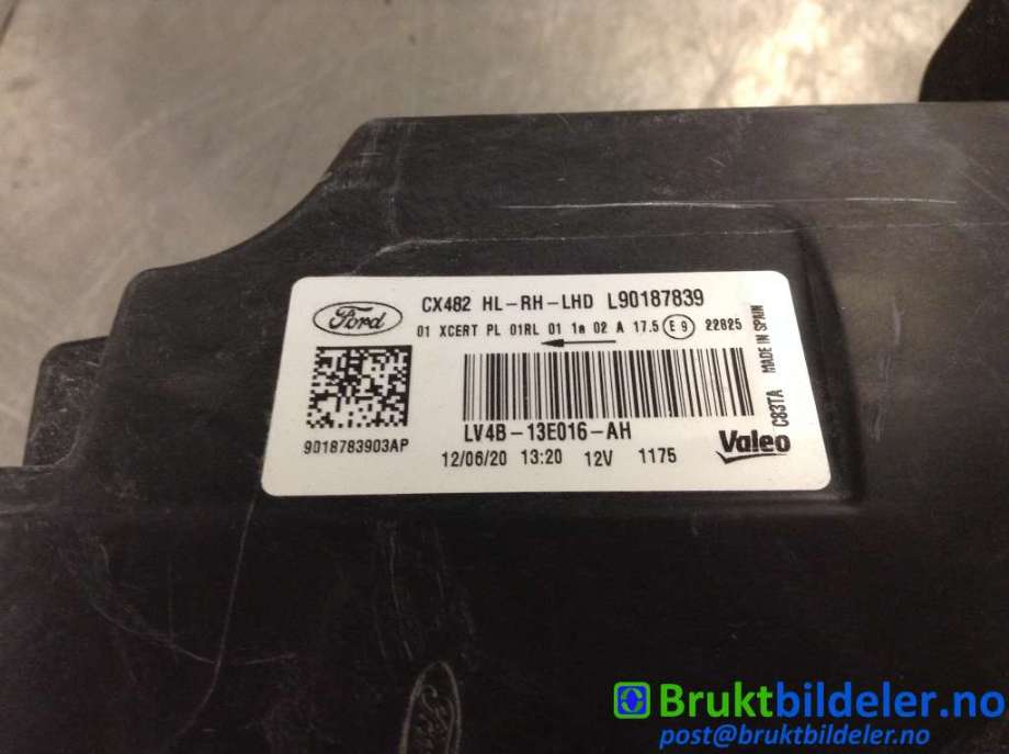 Frontlykt høyre halogen til Ford Kuga 2019-->> (Type III)  (FORD|LV4B-13E016-AH|L90187839|2534690)