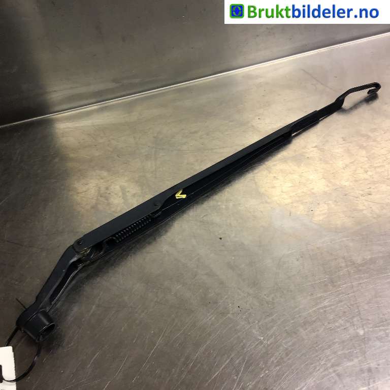 Viskerarmer frontrute til Hyundai i30 2017-2020 (Type III)  (HYUNDAI|98311G3000|)