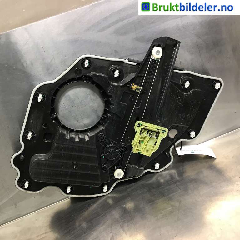 Ruteheis venstre bak til Ford Mustang Mach-e 2020-->>  (FORD (US)|LJ8B-R27001-BD||CM094300)