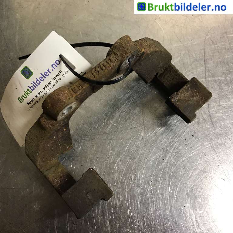 Bremsecaliper brakett til Peugeot 208, 2019-->> (Type II)  (PEUGEOT|4404 J8)