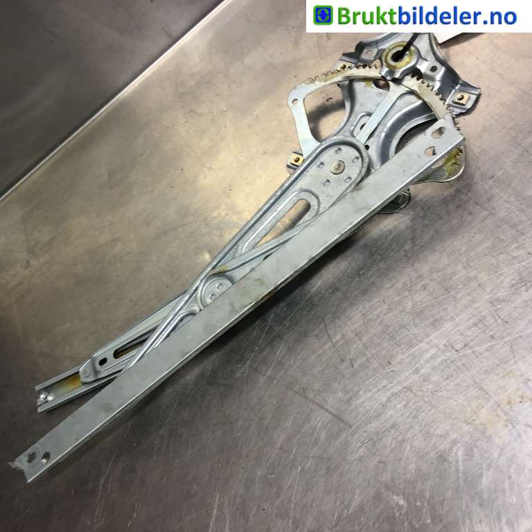 Ruteheis til Toyota Auris 2015-2019 (Type II, Fase 2) (TOYOTA|)