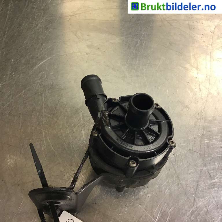 Sirkulasjonspumpe til VW Passat 2015-2019 (Fase 1) (B8) (B8) (VOLKSWAGEN|04L 965 567|0 392 024 003|)