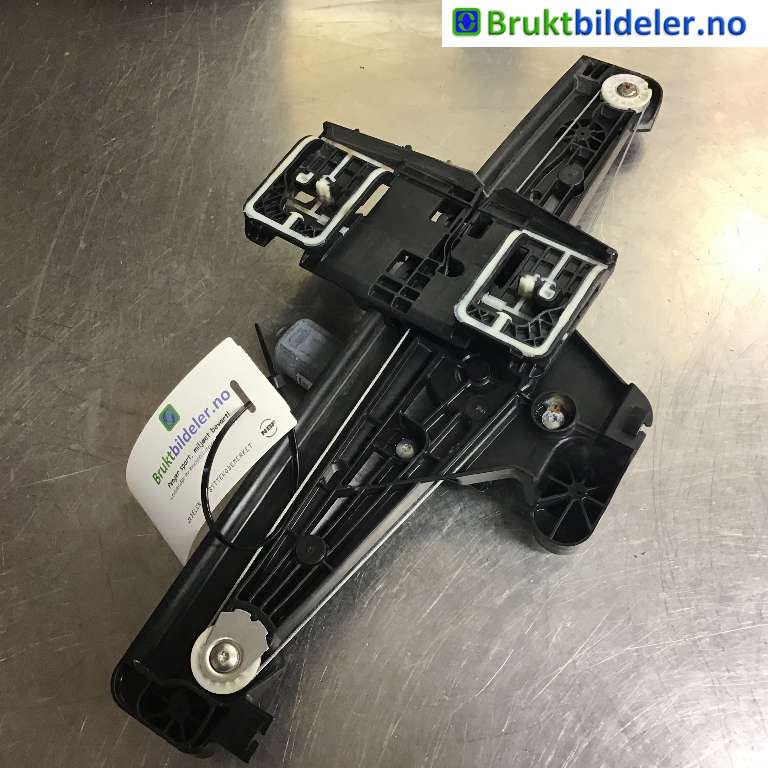 Ruteheis venstre bak til Peugeot 208, 2019-->> (Type II)  (PEUGEOT|98 290 459 80)
