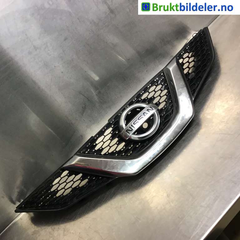 Grill til Nissan Qashqai, 2014-2021 (Type II) (NISSAN|623124EA0D)