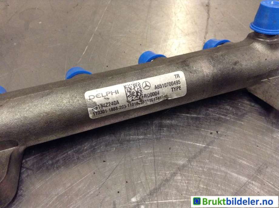Dyseskinne (fuelrail) til Mercedes E-Klasse 2009-2013 (Fase 1) (W212) (W212) (MERCEDES|A 651 080 04 95|)