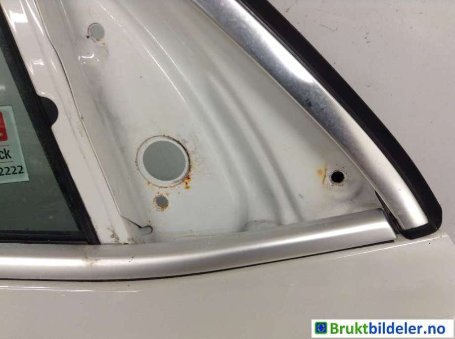 Dør høyre foran til BMW X5 2007-2013 (E70) (E70) (BMW|41 51 7 211 424|)