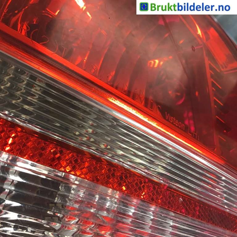 Baklykt venstre indre til Dodge Journey 2008-2010  (DODGE|04806369 AD|138505 BG|)