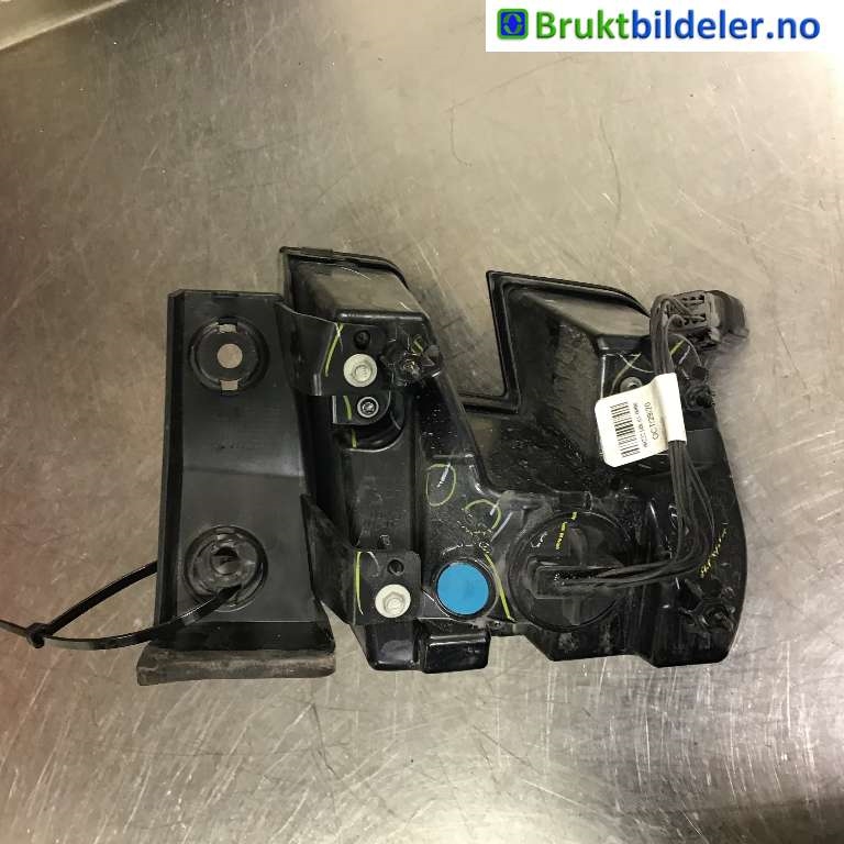 Baklykt høyre til Ford Mustang Mach-e 2020-->> (FORD (US)|LJ8B-13404-AE|010870|)
