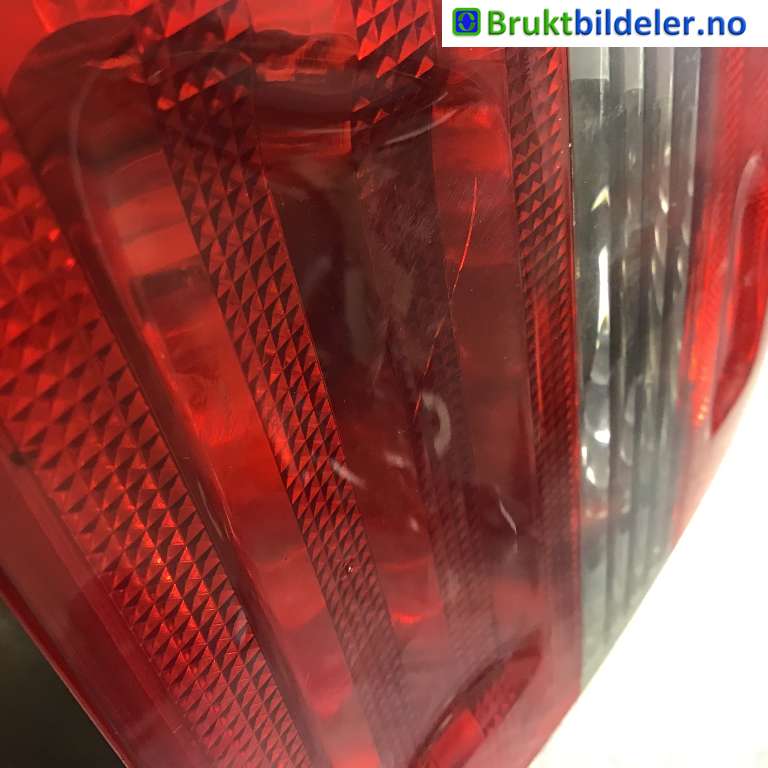 Baklykt høyre indre til Mercedes B-Klasse 2008-2011 (Fase 2) (W245) (W245) (MERCEDES|A 169 820 16 64|)