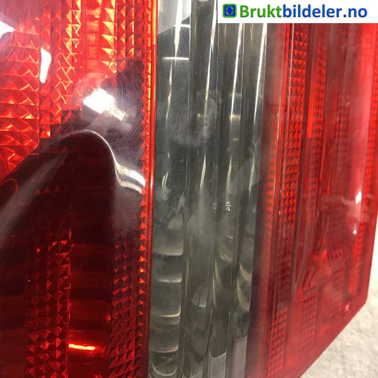 Baklykt venstre indre til Mercedes B-Klasse 2008-2011 (Fase 2) (W245) (W245) (MERCEDES|A 169 820 15 64|)