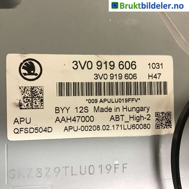 Bilstereo til Škoda Superb 2015-->> (Type III)  (SKODA|3V0 919 606|AAH47000|)