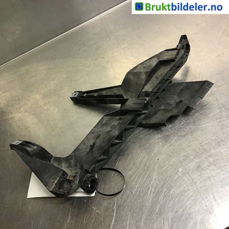 Frontlyktehus til BMW X3 2003-2006 (Fase 1) (E83) (E83) (BMW|63 12 6 939 200|)