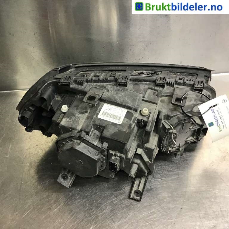 Frontlykt venstre halogen til BMW X3 2003-2006 (Fase 1) (E83) (E83) (BMW|63 12 3 418 411|0 301 210 203|)