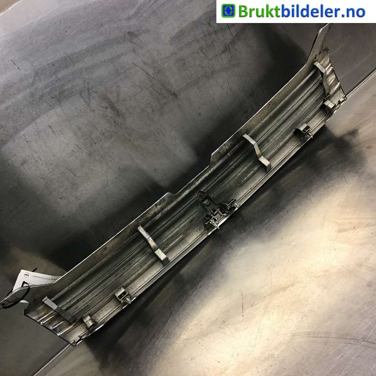Grill til Mitsubishi Outlander 2015-->> (Type III, Fase 2)  (MITSUBISHI|7450A643|)