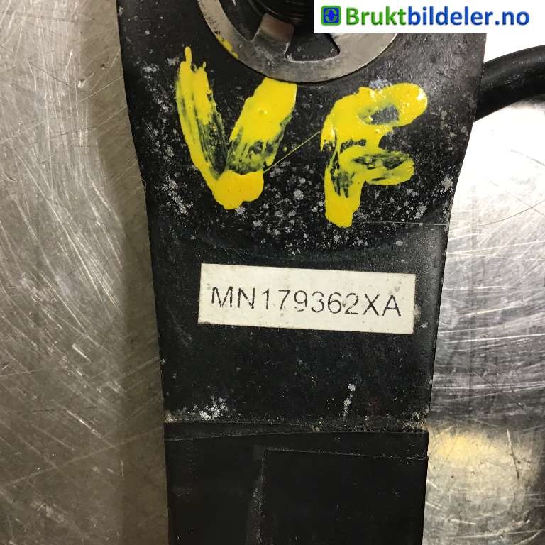 Sikkerhetsbeltelås venstre foran til Mitsubishi L200 2006-2015 (Type IV)  (MITSUBISHI|MN179362XA|)