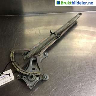 Ruteheis til Mitsubishi L200, 2006-2015 (Type IV)  (MITSUBISHI|MN182366)