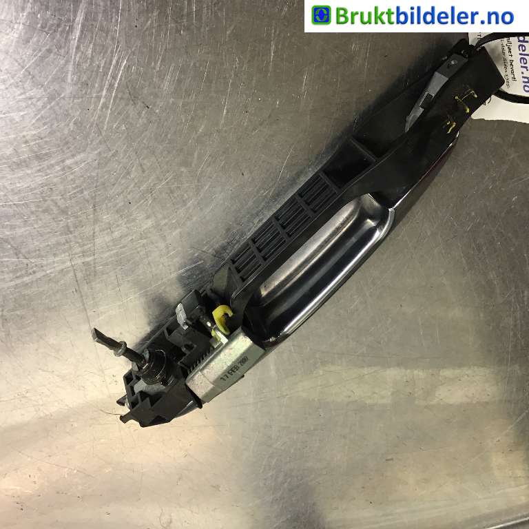 Dørhåndtak utv høyre til Mitsubishi L200 2006-2015 (Type IV)  (MITSUBISHI|5716A034|)