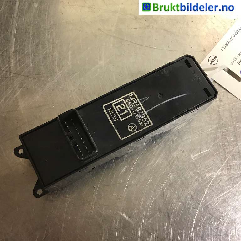 Bryter ruteheis til Mitsubishi L200 2006-2015 (Type IV)  (MITSUBISHI|MR587952|C8D-D370M|)