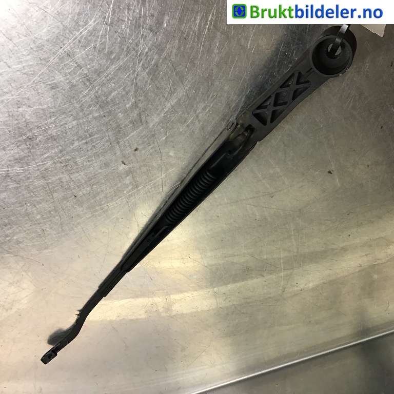 Viskerarmer frontrute til Mitsubishi L200 2006-2015 (Type IV)  (MITSUBISHI|8250A117|K7181|)