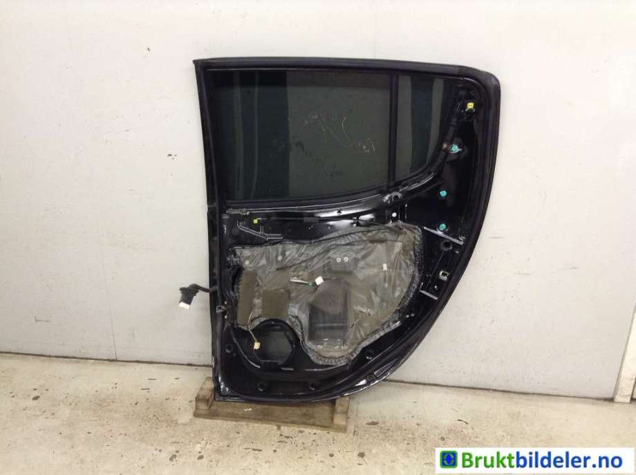 Dør høyre bak til Mitsubishi L200 2006-2015 (Type IV) (MITSUBISHI|5730A202|)