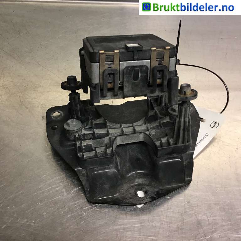 Sensor radar til Škoda Superb 2015-->> (Type III)  (SKODA|3Q0 907 561 D|0 203 300 968|)