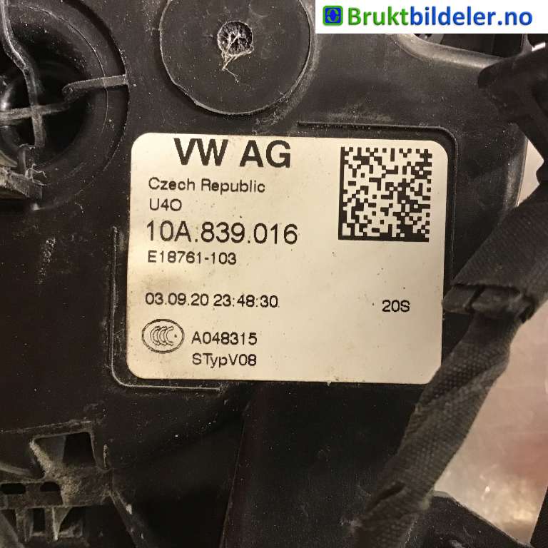 Låsekasse høyre bak til VW ID.3 2020-->>  (VOLKSWAGEN|10A 839 016|E18761-103|)
